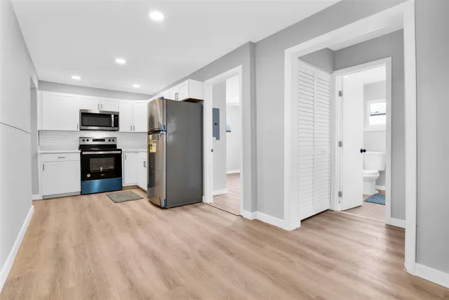 2-bedroom rental at 1841 Adams Street #5, Hollywood