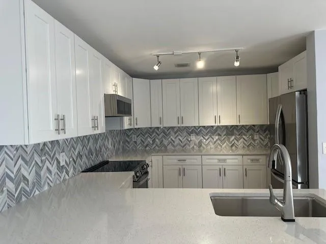 4-bedroom rental at 4151 EASTRIDGE Circle, Deerfield Beach