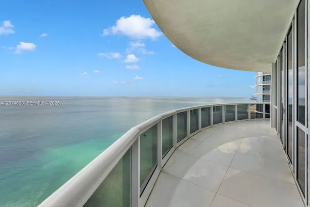 3-bedroom home at 15811 Collins Avenue #3001, Sunny Isles Beach