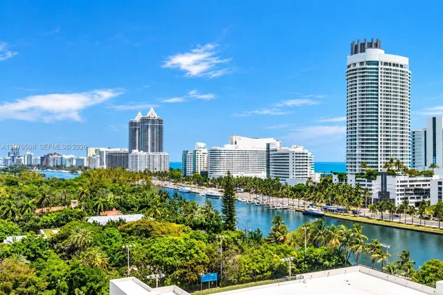 1-bedroom home at 4101 Pine Tree Drive #1105, Miami Beach