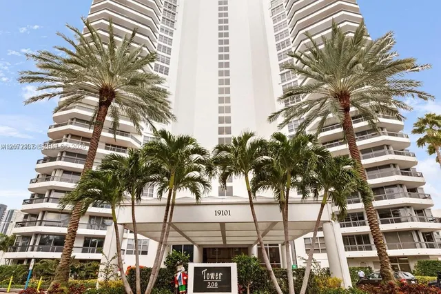 2-bedroom home at 19101 NE 36th Court #1602, Aventura