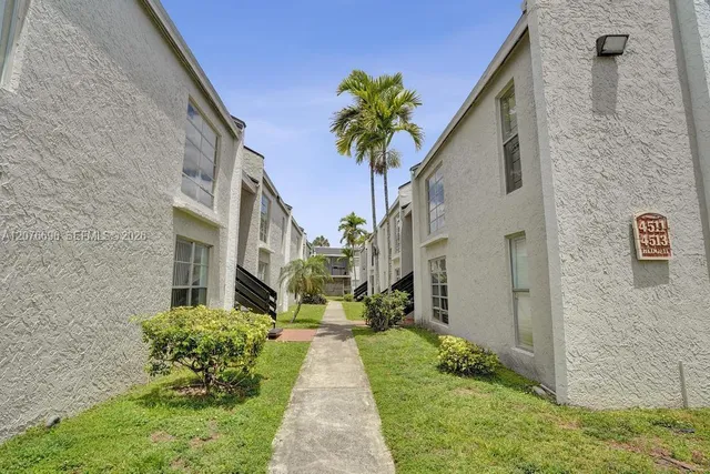 2-bedroom home at 4511 Treehouse Lane #B, Tamarac