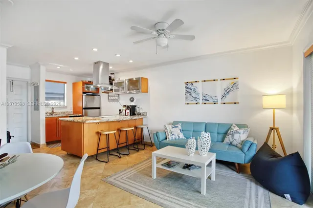 2-bedroom rental at 798 Crandon Boulevard #37-C, Key Biscayne
