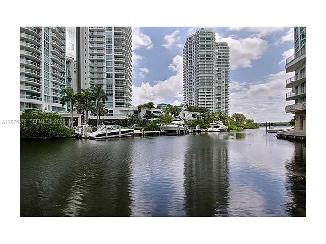 4-bedroom rental at 200 Sunny Isles Boulevard #2-PH2, Sunny Isles Beach