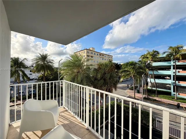 1-bedroom rental at 1255 Collins Avenue #304, Miami Beach