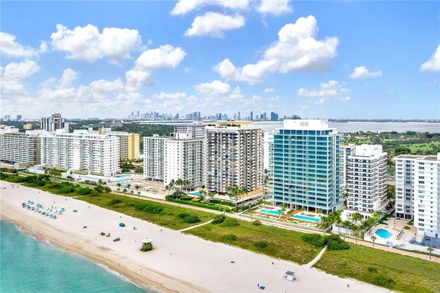 2-bedroom rental at 5757 Collins Avenue #507, Miami Beach