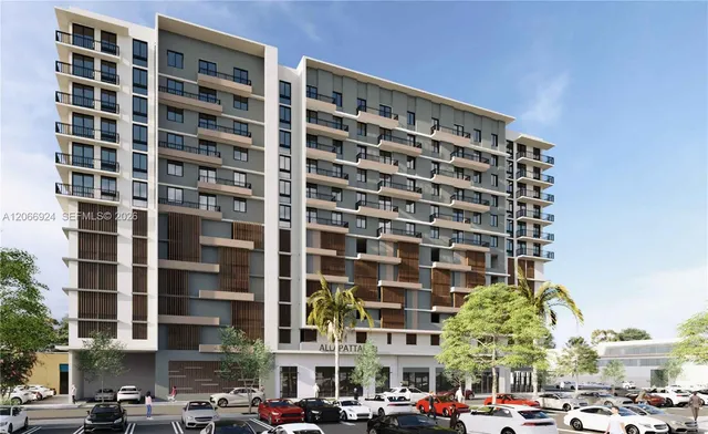 Commercial at 2189 NW 20, Miami