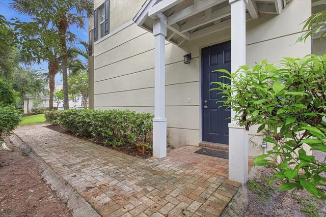 3-bedroom rental at 520 NW 39TH Circle, Boca Raton
