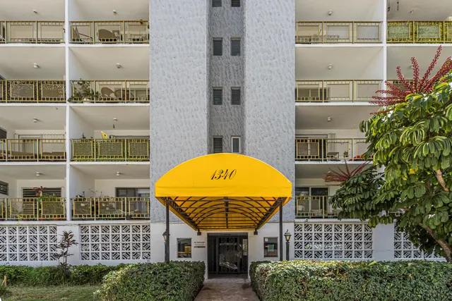 1-bedroom rental at 1340 Lincoln Road #308, Miami Beach