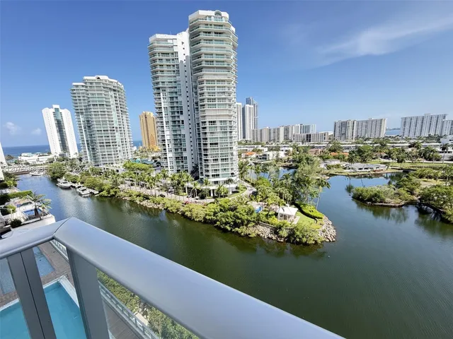 3-bedroom home at 330 Sunny Isles Boulevard #5-1008, Sunny Isles Beach
