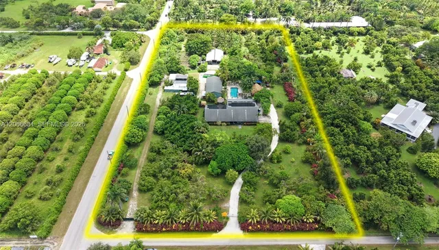 7-bedroom home at 15720 SW 258th Street, Homestead