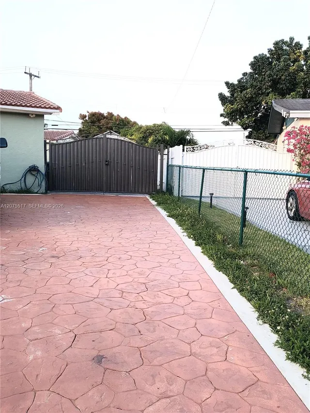 1-bedroom rental at 3941 E 9th Lane #0, Hialeah