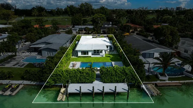 4-bedroom rental at 740 S Shore Drive, Miami Beach