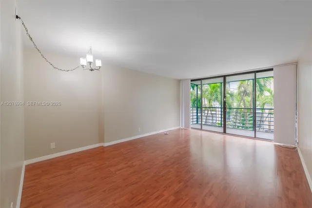 1-bedroom rental at 20500 W Country Club Drive #406, Aventura