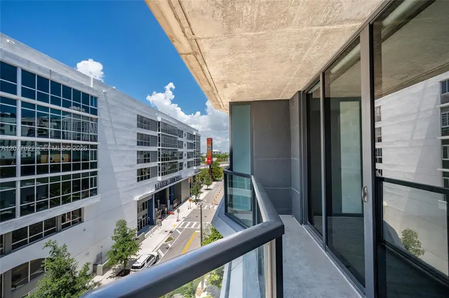 2-bedroom rental at 201 SW 17th Road #602, Miami
