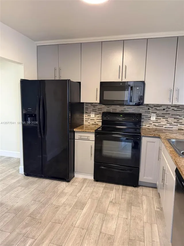 2-bedroom rental at 2051 NW 81st Avenue #528, Pembroke Pines