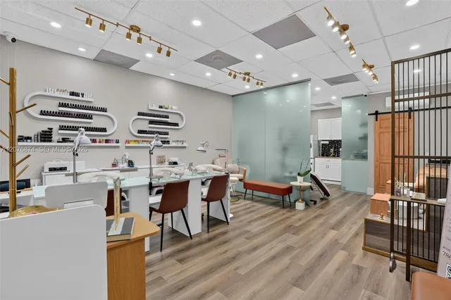 Commercial at Turnkey Boutique Turnkey Boutique Beauty Salon Full Asset Sale, Miami
