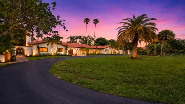 4-bedroom home at 11851 NW 7TH Street, Plantation