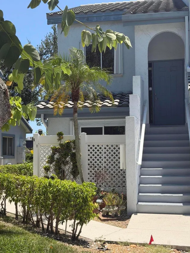 2-bedroom rental at 9818 NICKELS Boulevard #1101, Boynton Beach