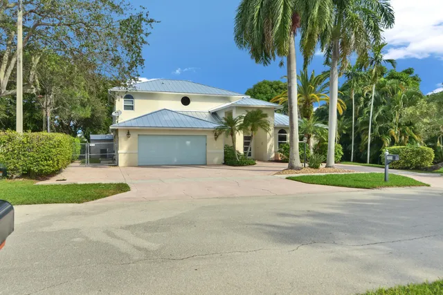 5-bedroom rental at 1311 NW 2ND Circle, Boca Raton