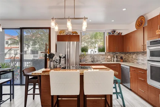 4-bedroom home at 21388 Marina Cove Circle #13-G, Aventura
