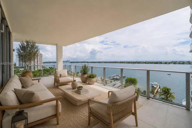 3-bedroom home at 4714 N Flagler #1104, Palm Beach