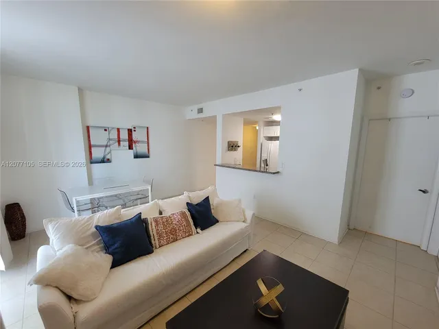 1-bedroom home at 185 SE 14th Terrace #1101, Miami