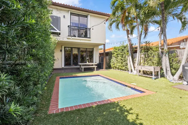 3-bedroom home at 1211 SW 14th Avenue #1211, Miami