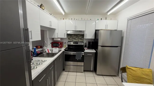 1-bedroom home at 233 NE 14th Avenue #205, Hallandale Beach