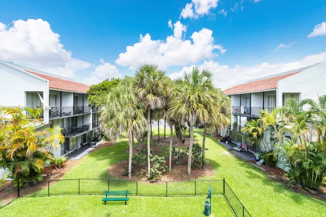 1-bedroom rental at 2940 Forest Hills Boulevard #C3L, Coral Springs