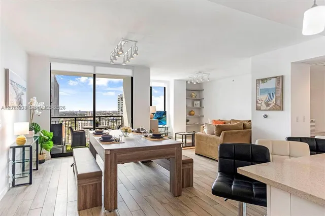 2-bedroom rental at 999 SW 1st Avenue #1906, Miami