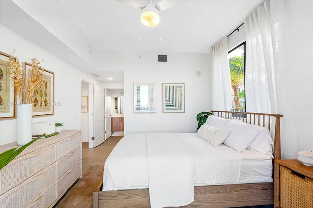2-bedroom rental at 208 N Federal Highway #253, Pompano Beach