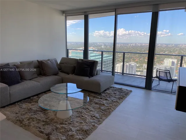 3-bedroom rental at 1000 Brickell Plaza #4506, Miami