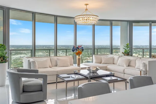 3-bedroom rental at 100 E Las Olas Boulevard #4203, Fort Lauderdale