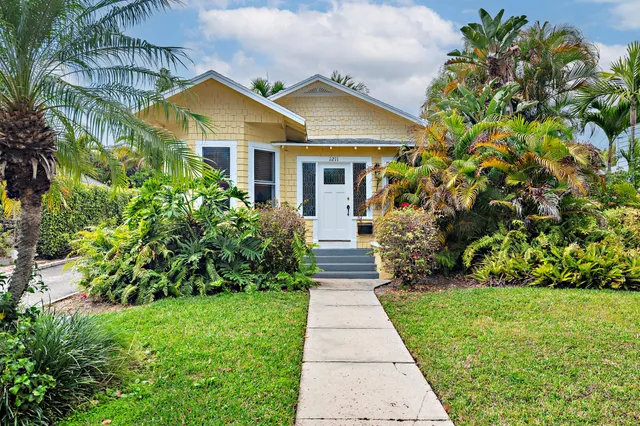 7-bedroom home at 1211 FLORIDA Avenue, West Palm Beach