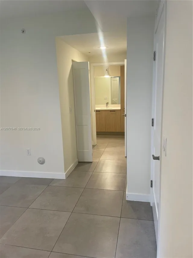 2-bedroom rental at 16395 Biscayne Boulevard #313, North Miami Beach