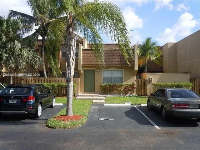 3-bedroom rental at 3571 NW 95th Terrace #705, Sunrise