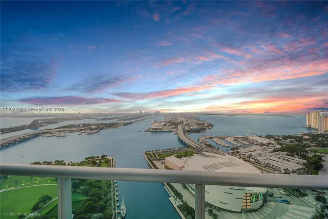 2-bedroom rental at 900 Biscayne Boulevard #5001, Miami
