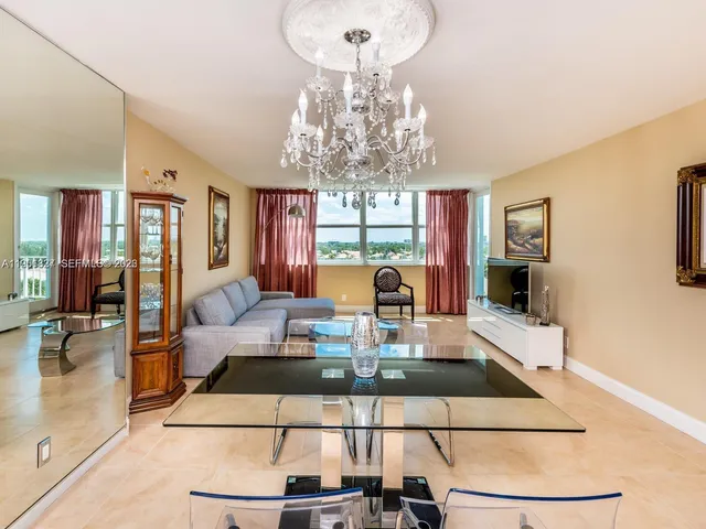 1-bedroom rental at 1410 S Ocean Drive #905, Hollywood
