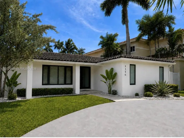 4-bedroom rental at 1116 Hollywood Boulevard, Hollywood