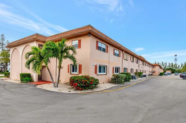 2-bedroom rental at 650 SW 2nd Avenue #248E, 