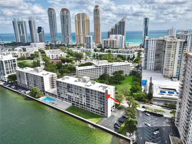 2-bedroom home at 17500 N Bay Road #S907, Sunny Isles Beach