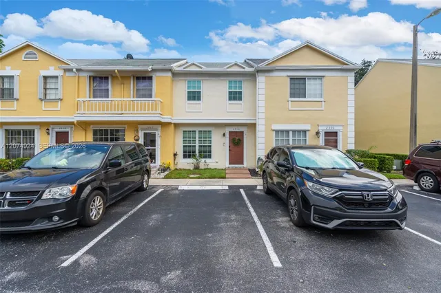2-bedroom home at 2916 Dorchester Lane, Cooper City