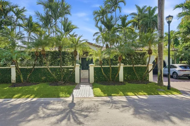 4-bedroom home at 2532 NW Lake Avenue, Miami Beach