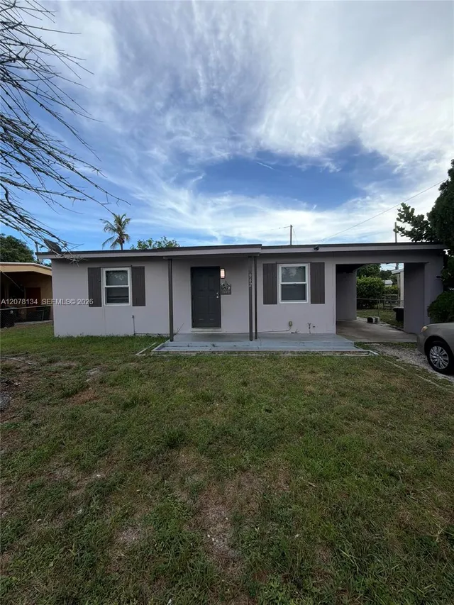 3-bedroom home at 942 NW 11th Court, Fort Lauderdale