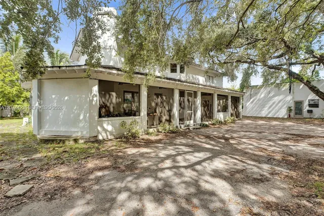 7-bedroom home at 937 NE 171st Street, Miami
