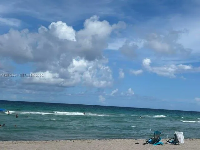 2-bedroom rental at 3725 S Ocean Drive #1427, Hollywood