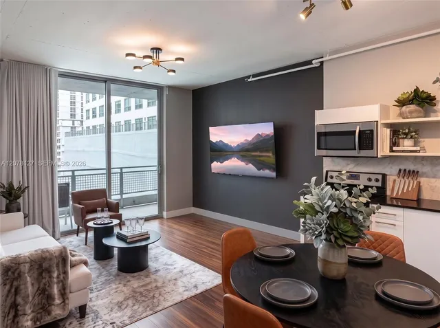 1-bedroom rental at 690 SW 1st Court #1221, Miami