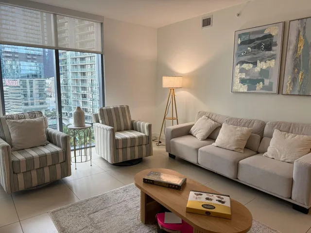 2-bedroom rental at 31 SE 6th Street #2407, Miami