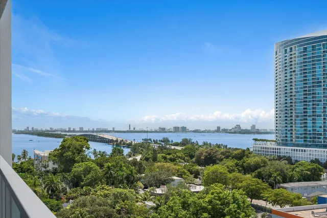 1-bedroom home at 3900 Biscayne Boulevard #S-910, Miami